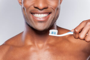 Dentist: 5 Tips for Maintaining Good Dental Hygiene for People
